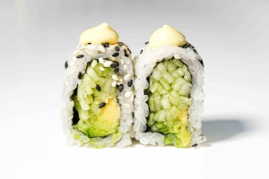 URAMAKI VEGAN ROLL